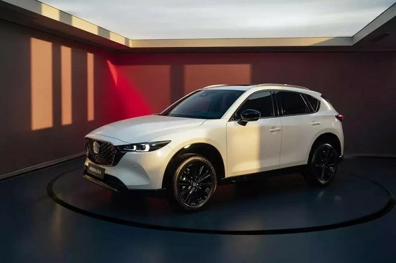 Top 5 xe SUV hạng C bán chạy nhất tháng 5/2026: Mazda CX-5 tiếp tục dẫn đầu.
