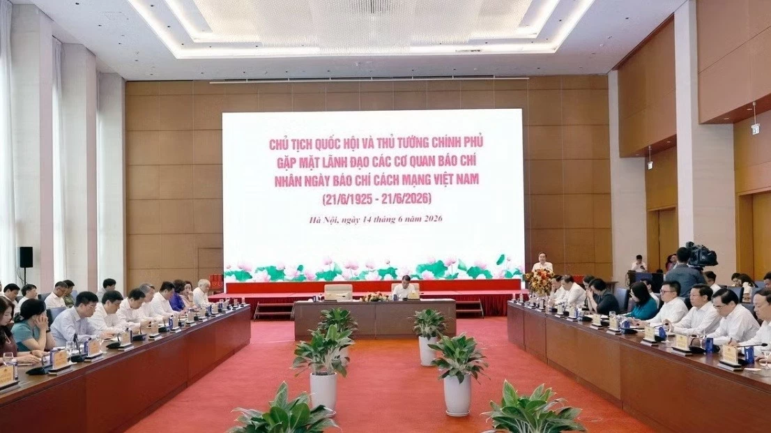 Thủ tướng Chính phủ Lê Minh Hưng và Chủ tịch Quốc hội Trần Thanh Mẫn gặp mặt lãnh đạo các cơ quan báo chí