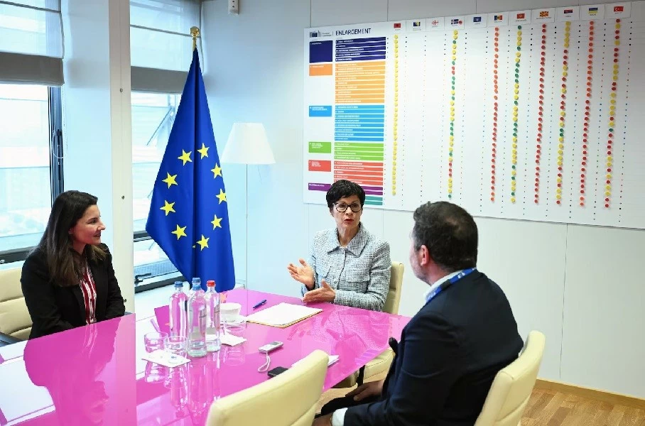 Thừa nhận tác động lớn từ xung đột Ukraine, EU hé lộ tham vọng lớn