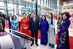 Chủ tịch Quốc hội Trần Thanh Mẫn và các lãnh đạo Đảng, Nhà nước dự Đại hội đại biểu Phụ nữ toàn quốc lần thứ XIV