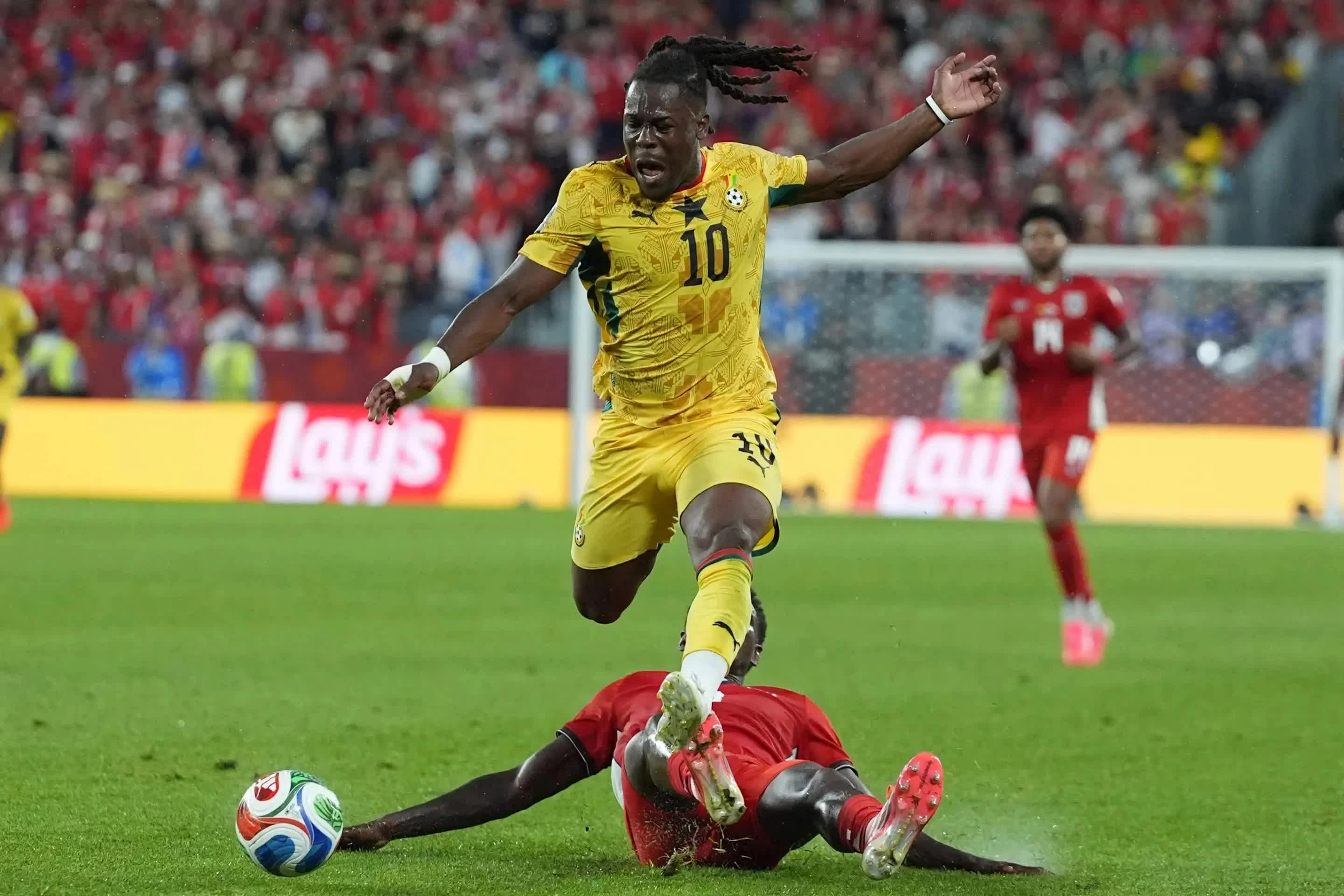 Ghana và Panama duy trì thế trận cân bằng trong hầu hết cả trận Ghana và Panama duy trì thế trận cân bằng trong hầu hết cả trận