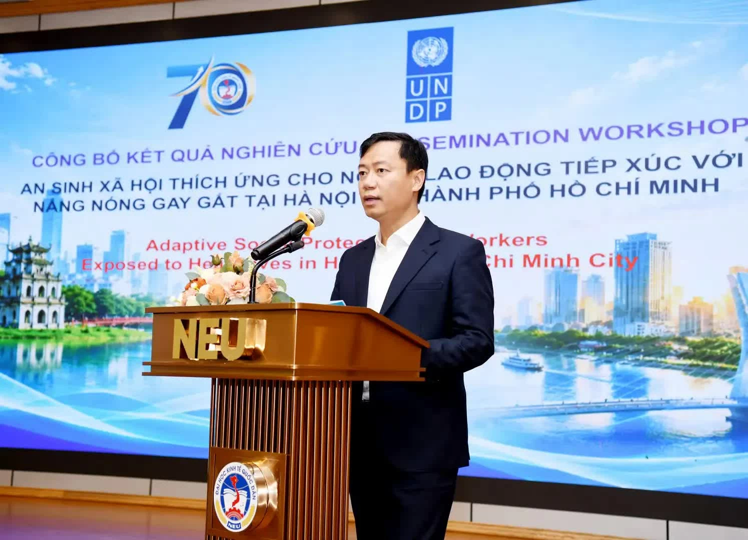 Tăng cường an sinh xã hội cho người lao động trước nắng nóng cực đoan