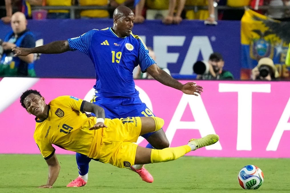 Kết quả bóng đá Bảng E World Cup 2026: Thủ thành Eloy Room lập kỷ lục với 15 pha cứu thua, Curaçao giành điểm số lịch sử trước Ecuador