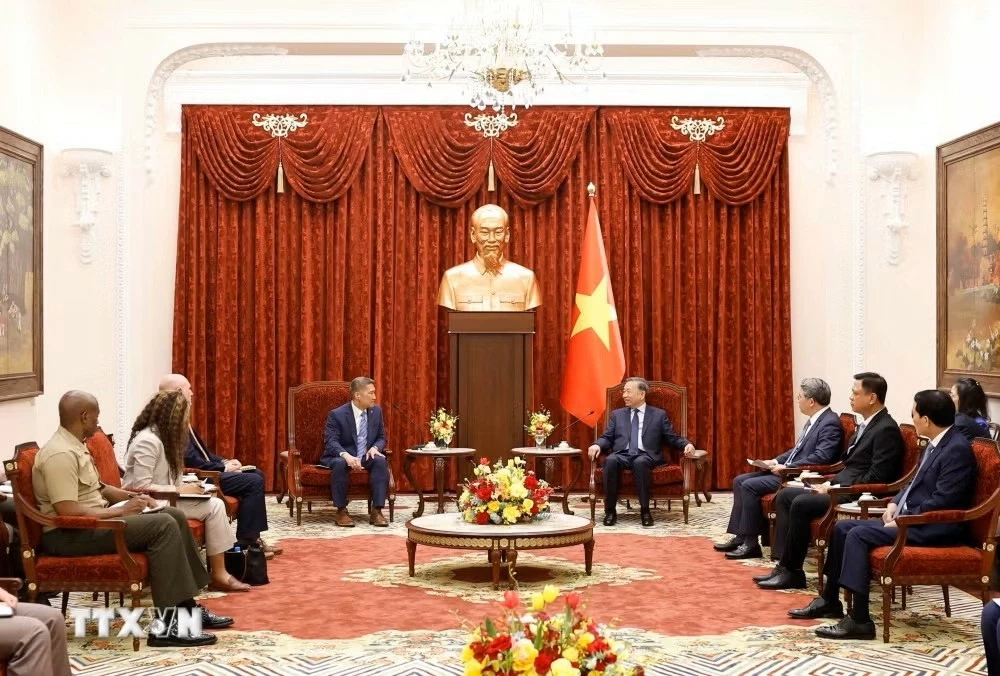 Tổng Bí thư, Chủ tịch nước Tô Lâm tiếp Quyền Bộ trưởng Hải quân Hoa Kỳ Hùng Cao