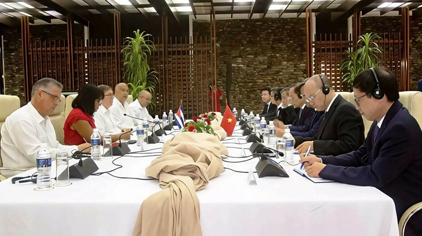 Đặc phái viên của Tổng Bí thư, Chủ tịch nước Tô Lâm thăm và làm việc tại Cuba, thông báo kết quả Đại hội XIV của Đảng