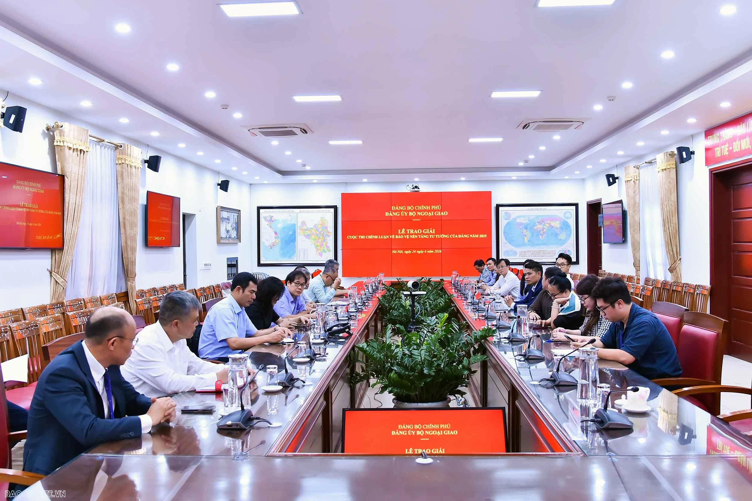 Lan tỏa trách nhiệm bảo vệ nền tảng tư tưởng của Đảng trong toàn ngành Ngoại giao
