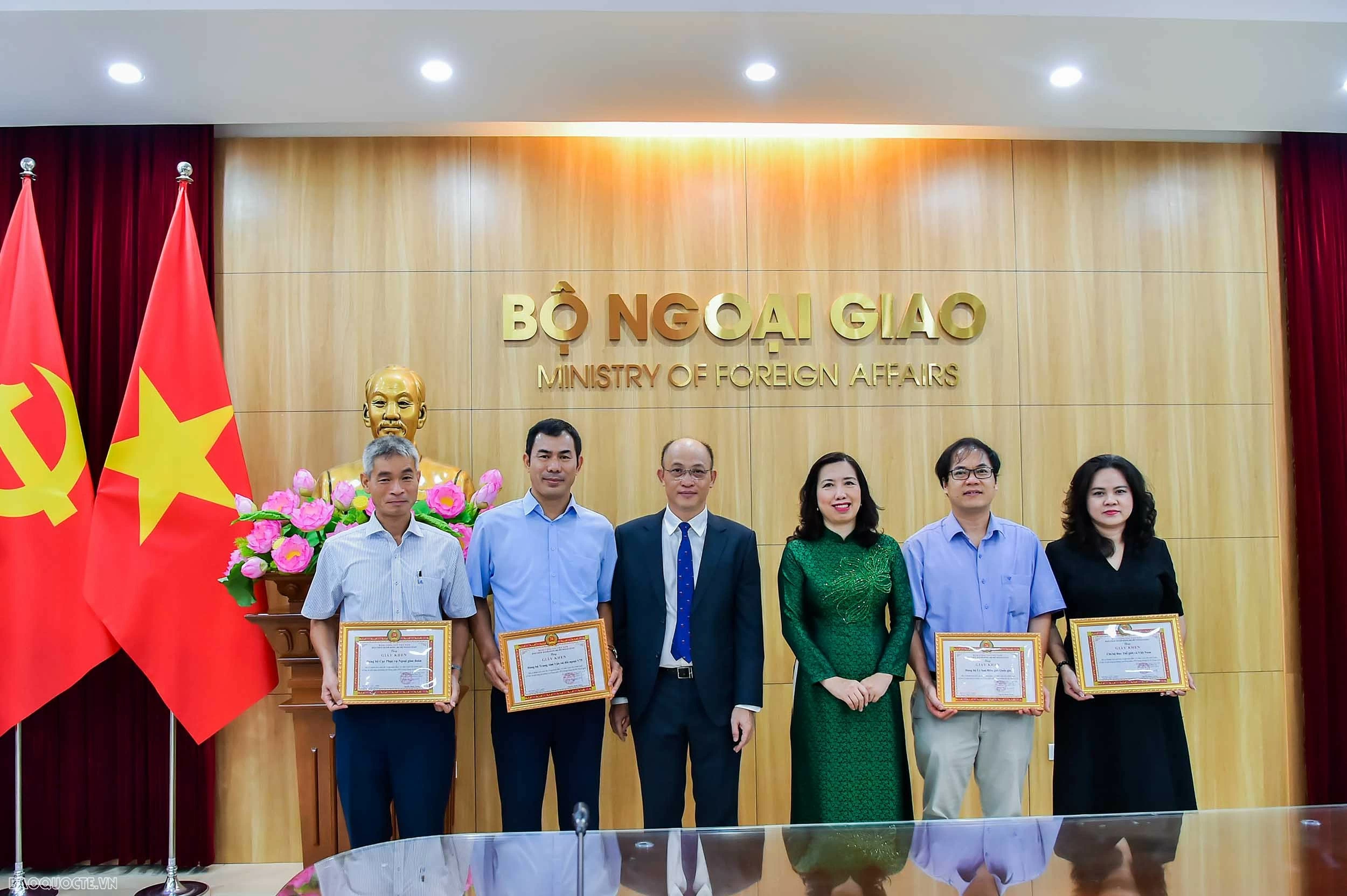 Lan tỏa trách nhiệm bảo vệ nền tảng tư tưởng của Đảng trong toàn ngành Ngoại giao