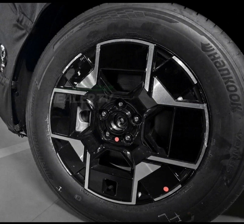 Giới chuyên môn dự đoán Sportage thế hệ mới sẽ tiếp tục phát triển theo phong cách thiết kế hiện đại đang xuất hiện trên các mẫu xe điện của Kia. Giới chuyên môn dự đoán Sportage thế hệ mới sẽ tiếp tục phát triển theo phong cách thiết kế hiện đại đang xuất hiện trên các mẫu xe điện của Kia.