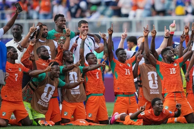 Kết quả bóng đá Bảng E World Cup 2026: Bờ Biển Ngà 2-0 Curaçao: Nicolas Pépé lập cú đúp lịch sử, Những chú Voi lần đầu giành vé vào vòng knock-out Kết quả bóng đá Bảng E World Cup 2026: Bờ Biển Ngà 2-0 Curaçao: Nicolas Pépé lập cú đúp lịch sử, Những chú Voi lần đầu giành vé vào vòng knock-out
