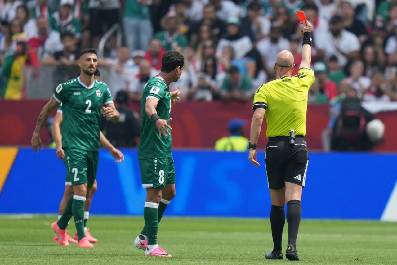 Kết quả bóng đá Bảng World Cup 2026: Senegal 5-0 Iraq: Pape Gueye có chiến thắng năm sao, Sư tử Teranga thấp thỏm chờ vé đi tiếp Kết quả bóng đá Bảng World Cup 2026: Senegal 5-0 Iraq: Pape Gueye có chiến thắng năm sao, Sư tử Teranga thấp thỏm chờ vé đi tiếp