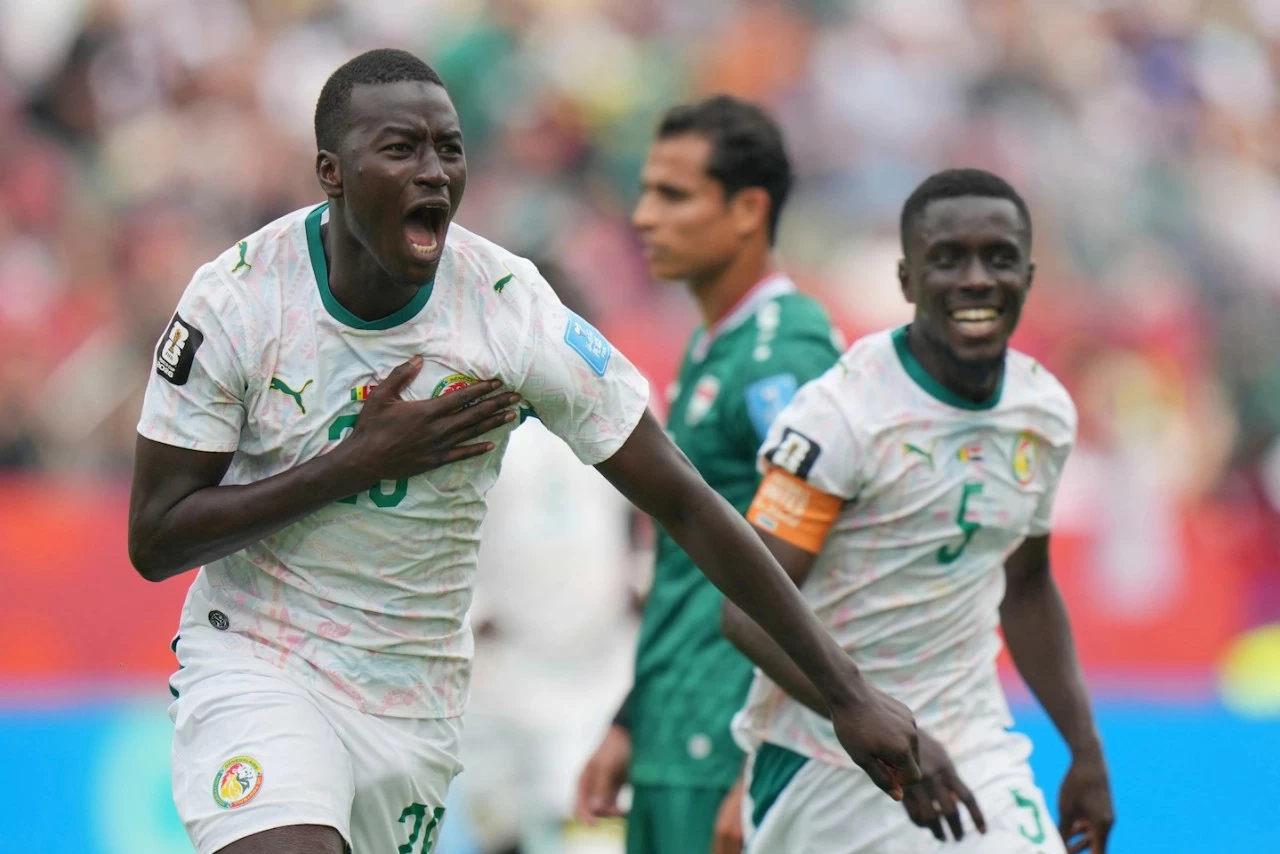 Kết quả bóng đá Bảng World Cup 2026: Senegal 5-0 Iraq: Pape Gueye có chiến thắng năm sao, Sư tử Teranga thấp thỏm chờ vé đi tiếp Kết quả bóng đá Bảng World Cup 2026: Senegal 5-0 Iraq: Pape Gueye có chiến thắng năm sao, Sư tử Teranga thấp thỏm chờ vé đi tiếp