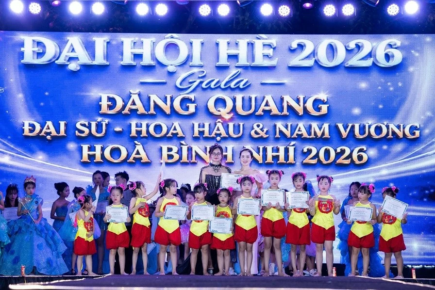 Vinh danh Hoa hậu và Nam vương Hoà bình nhí 2026 Vinh danh Hoa hậu và Nam vương Hoà bình nhí 2026