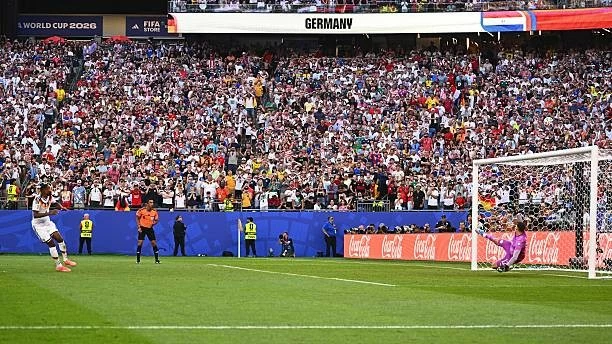 Đội tuyển Đức lần đầu tiên thất bại ở lượt sút cân não tại World Cup Đội tuyển Đức lần đầu tiên thất bại ở lượt sút cân não tại World Cup