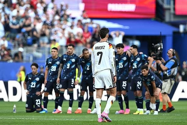 Đội tuyển Đức lần đầu tiên thất bại ở lượt sút cân não tại World Cup Đội tuyển Đức lần đầu tiên thất bại ở lượt sút cân não tại World Cup