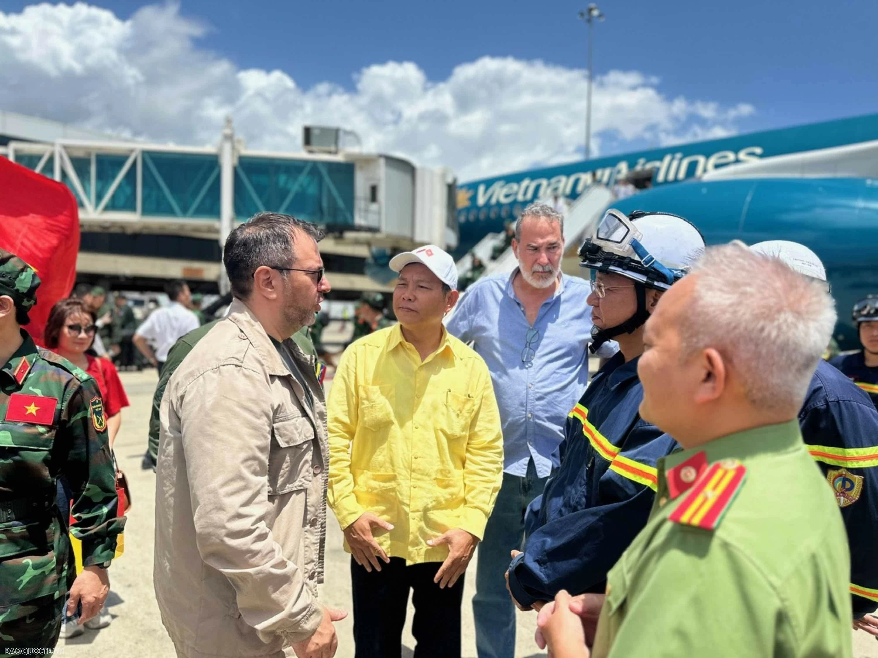 Bộ trưởng Ngoại giao Venezuela: Từ đáy lòng, chúng tôi xin gửi tới Việt Nam lời cảm ơn chân thành nhất Bộ trưởng Ngoại giao Venezuela: Chúng tôi xin gửi tới Việt Nam lời cảm ơn chân thành nhất