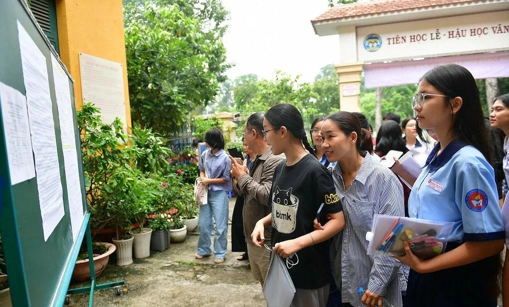 TP. Hồ Chí Minh công bố điểm chuẩn lớp 10, thí sinh cần lưu ý gì? TP. Hồ Chí Minh công bố điểm chuẩn lớp 10, thí sinh cần lưu ý gì?