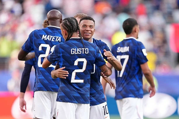 Đội tuyển Pháp lập 2 thành tích vô tiền khoáng hậu ở World Cup Đội tuyển Pháp lập 2 thành tích vô tiền khoáng hậu ở World Cup