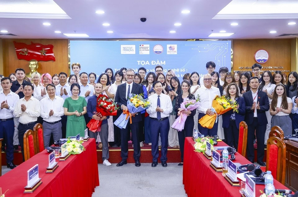Chuyên gia Pháp chia sẻ kinh nghiệm ứng dụng AI có đạo đức và trách nhiệm