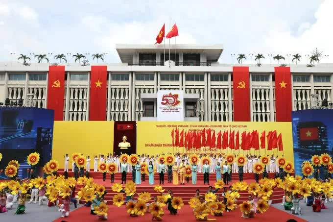 Chương trình nghệ thuật đặc biệt tái hiện hành trình 50 năm Thành phố mang tên Bác