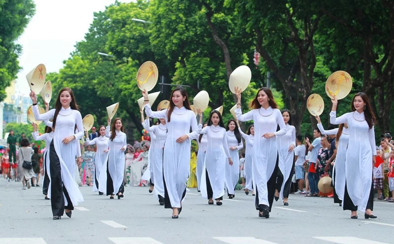 Giữ cốt cách người Hà Nội trong tầm nhìn trăm năm (Kỳ 2): Quy hoạch một thành phố, kiến tạo một cốt cách