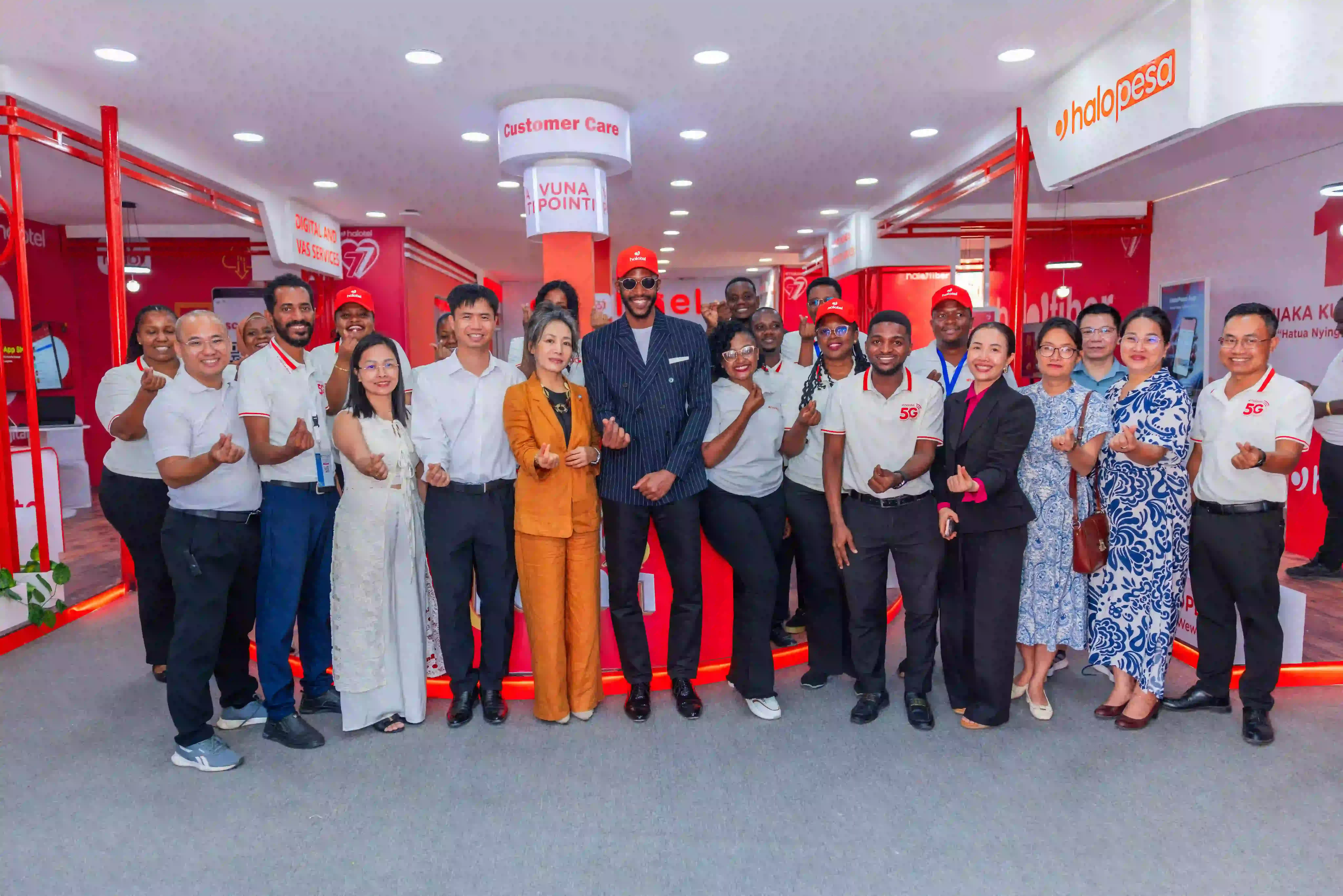 Đại sứ Việt Nam tại Tanzania thăm Hội chợ Thương mại Quốc tế Dar es Salaam - Sabasaba 2026