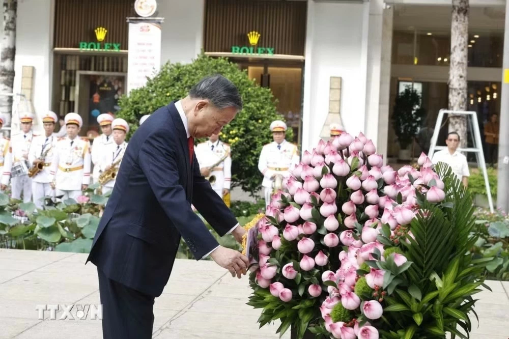 Tổng Bí thư, Chủ tịch nước Tô Lâm dự Lễ kỷ niệm 50 năm Ngày thành phố Sài Gòn-Gia Định vinh dự mang tên Chủ tịch Hồ Chí Minh Tổng Bí thư, Chủ tịch nước Tô Lâm dự Lễ kỷ niệm 50 năm Ngày thành phố Sài Gòn-Gia Định vinh dự mang tên Chủ tịch Hồ Chí Minh