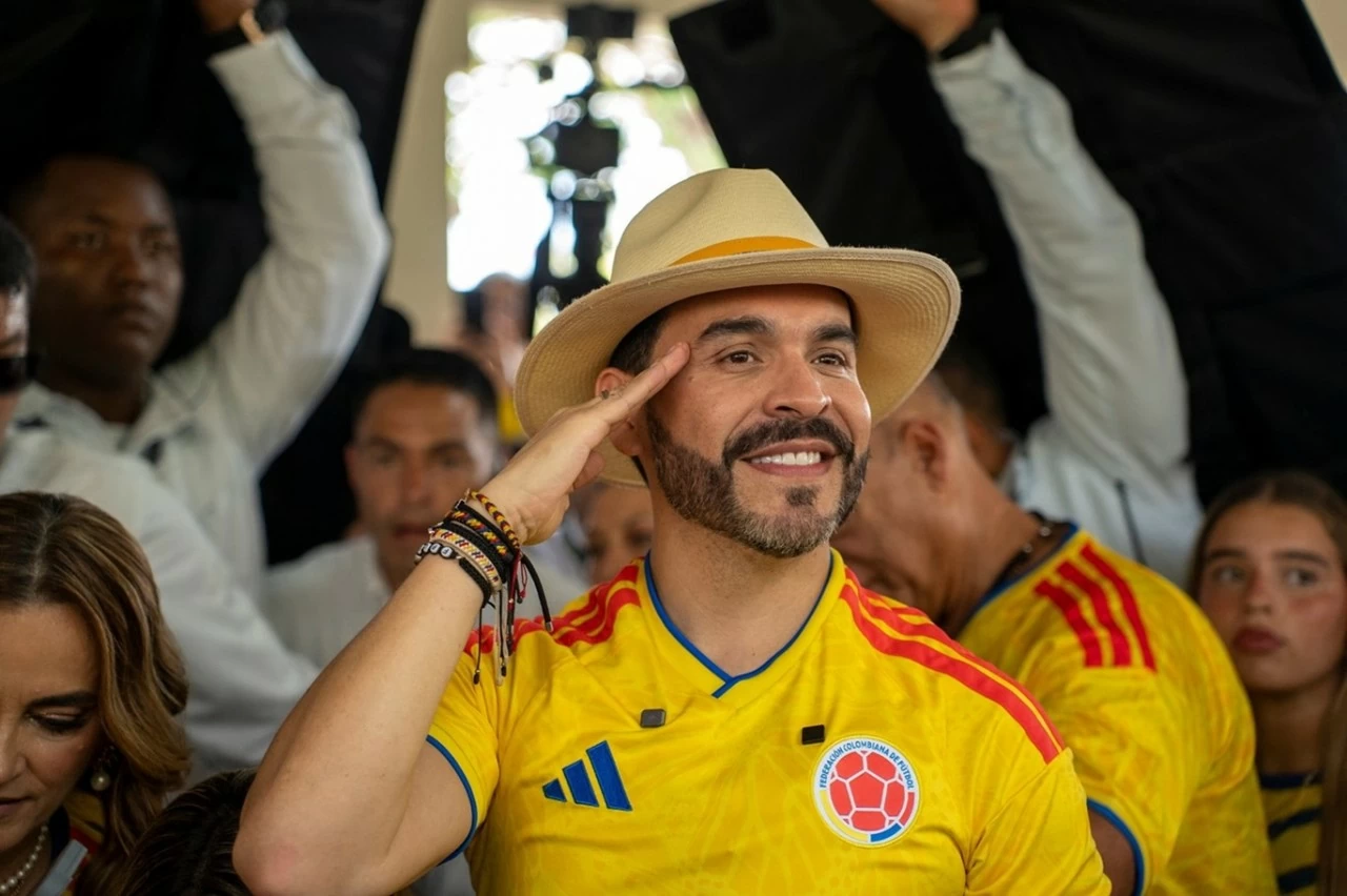 Điện mừng Tổng thống Colombia Điện mừng Tổng thống Colombia