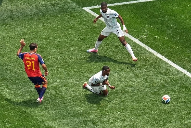 Kết quả bóng đá World Cup 2026: Tây Ban Nha 3-0 Áo: Oyarzabal lập cú đúp, La Roja thị uy sức mạnh bằng trận đấu hoàn hảo