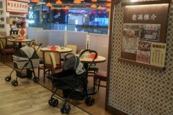 Hong Kong mở cửa đón 