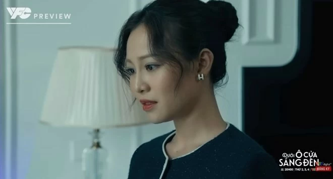 Dưới ô cửa sáng đèn tập 22: Hoàng bày ra vở kịch để được bỏ qua vụ lấy cắp 15 chỉ vàng? Dưới ô cửa sáng đèn tập 22: Hoàng bày ra vở kịch để được bỏ qua vụ lấy cắp 15 chỉ vàng?