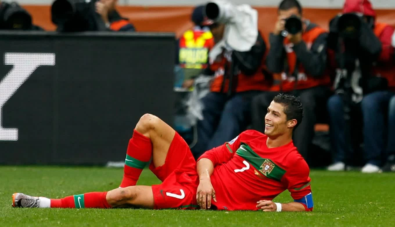 Từ cậu bé tuổi 21 đến huyền thoại bóng đá thế giới: Hành trình 6 kỳ World Cup của Cristiano Ronaldo