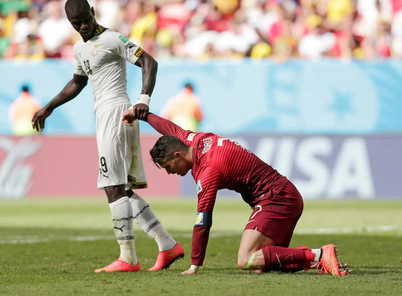 Từ cậu bé tuổi 21 đến huyền thoại bóng đá thế giới: Hành trình 6 kỳ World Cup của Cristiano Ronaldo