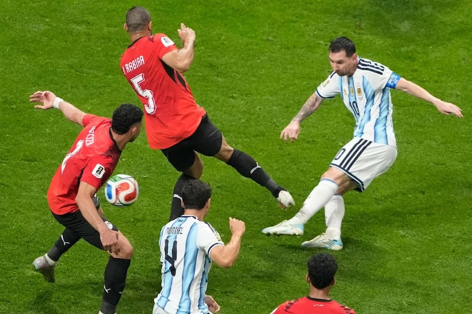 Kết quả bóng đá World Cup 2026: Argentina 3-2 Ai Cập: Messi cùng Argentina lội ngược dòng khó tin trước Ai Cập, thẳng đường vào tứ kết