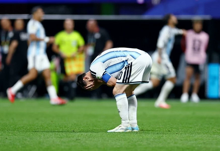 Messi nghẹn ngào tri ân đồng đội sau màn ngược dòng lịch sử trước Ai Cập: Những gì tập thể này làm được thật phi thường