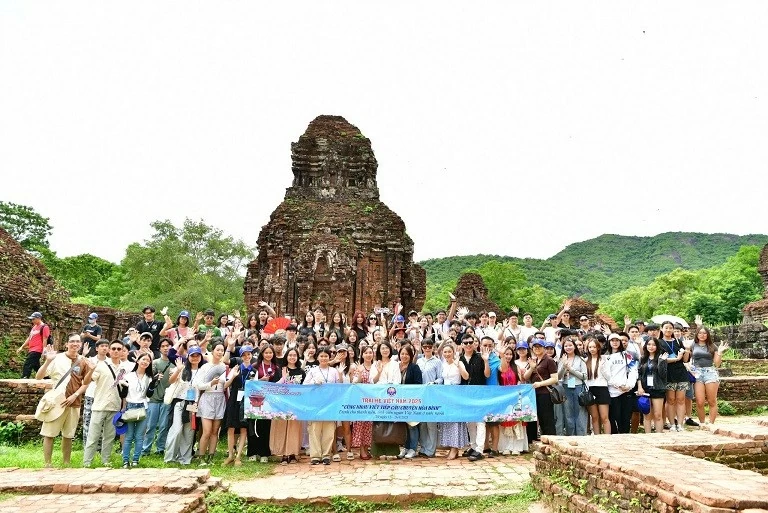 10.30. Ngoại giao nhân tài (Kỳ cuối): Từ kinh nghiệm quốc tế đến bài toán của Việt Nam
