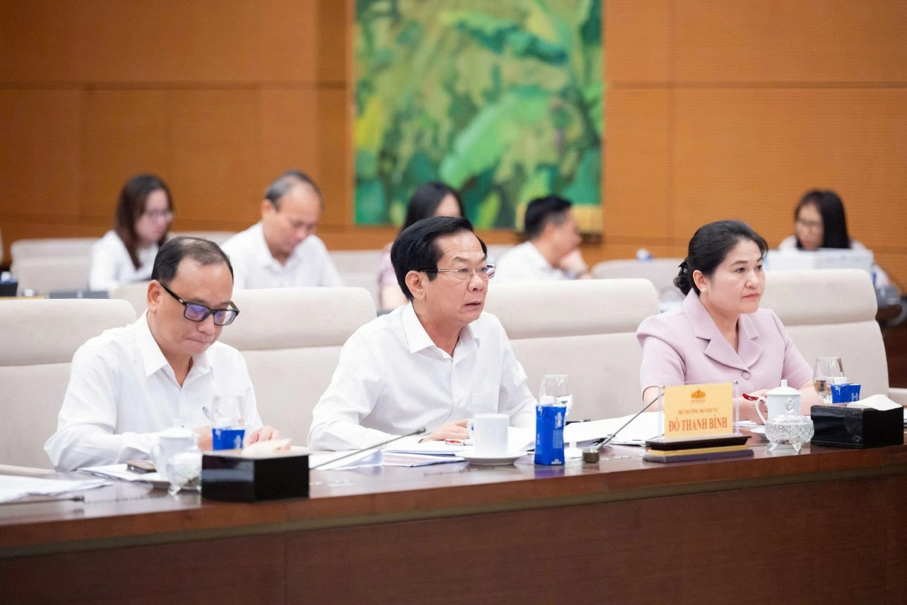 Ủy ban Thường vụ Quốc hội thông qua về mặt nguyên tắc dự án Pháp lệnh sửa đổi, bổ sung một số điều của Pháp lệnh Ưu đãi người có công với cách mạng