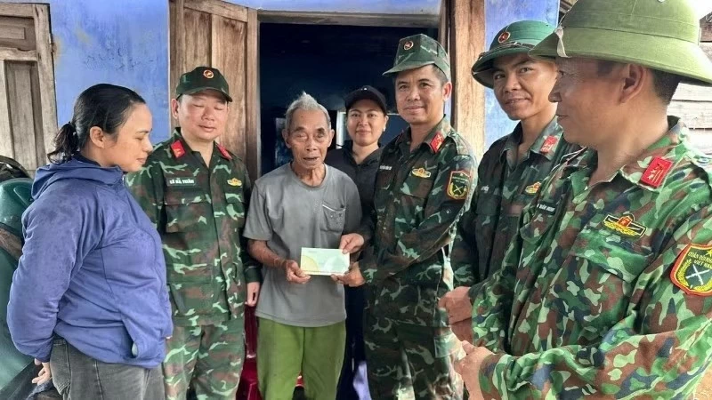 Từ ký ức của người cựu giao liên 96 tuổi giúp tìm được hai hài cốt liệt sĩ Từ ký ức của người cựu giao liên 96 tuổi giúp tìm được hai hài cốt liệt sĩ