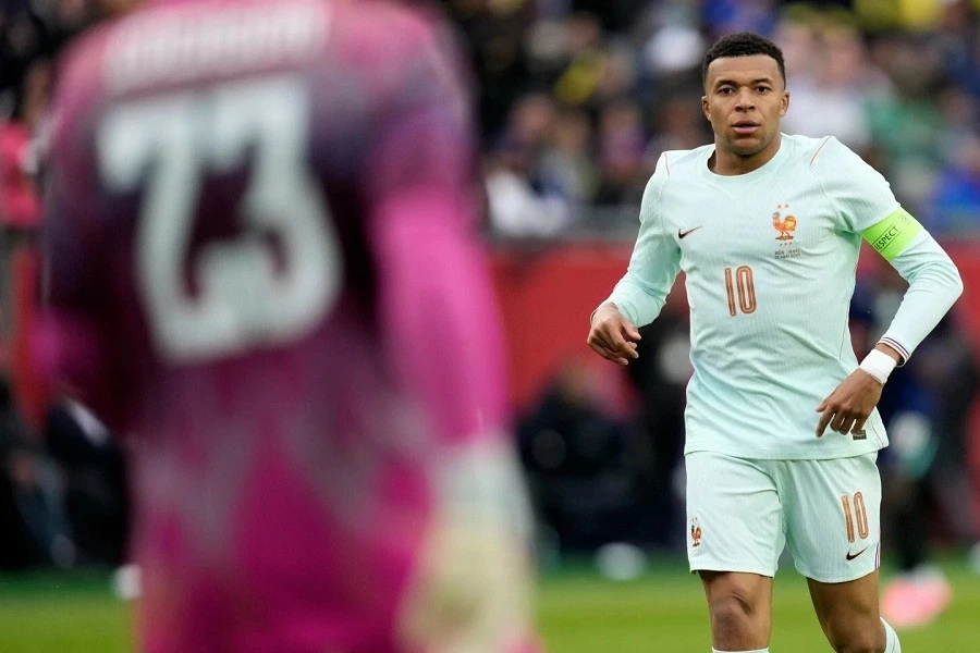 Từ niềm tự hào dân tộc đến công nghệ làm mát: Bí mật phía sau những bộ áo đấu World Cup 2026 Từ niềm tự hào dân tộc đến công nghệ làm mát: Bí mật phía sau những bộ áo đấu World Cup 2026