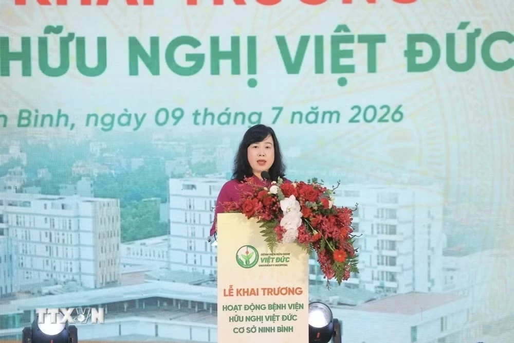 Thủ tướng Lê Minh Hưng: Cơ cấu lại mạng lưới khám, chữa bệnh theo hướng hiện đại