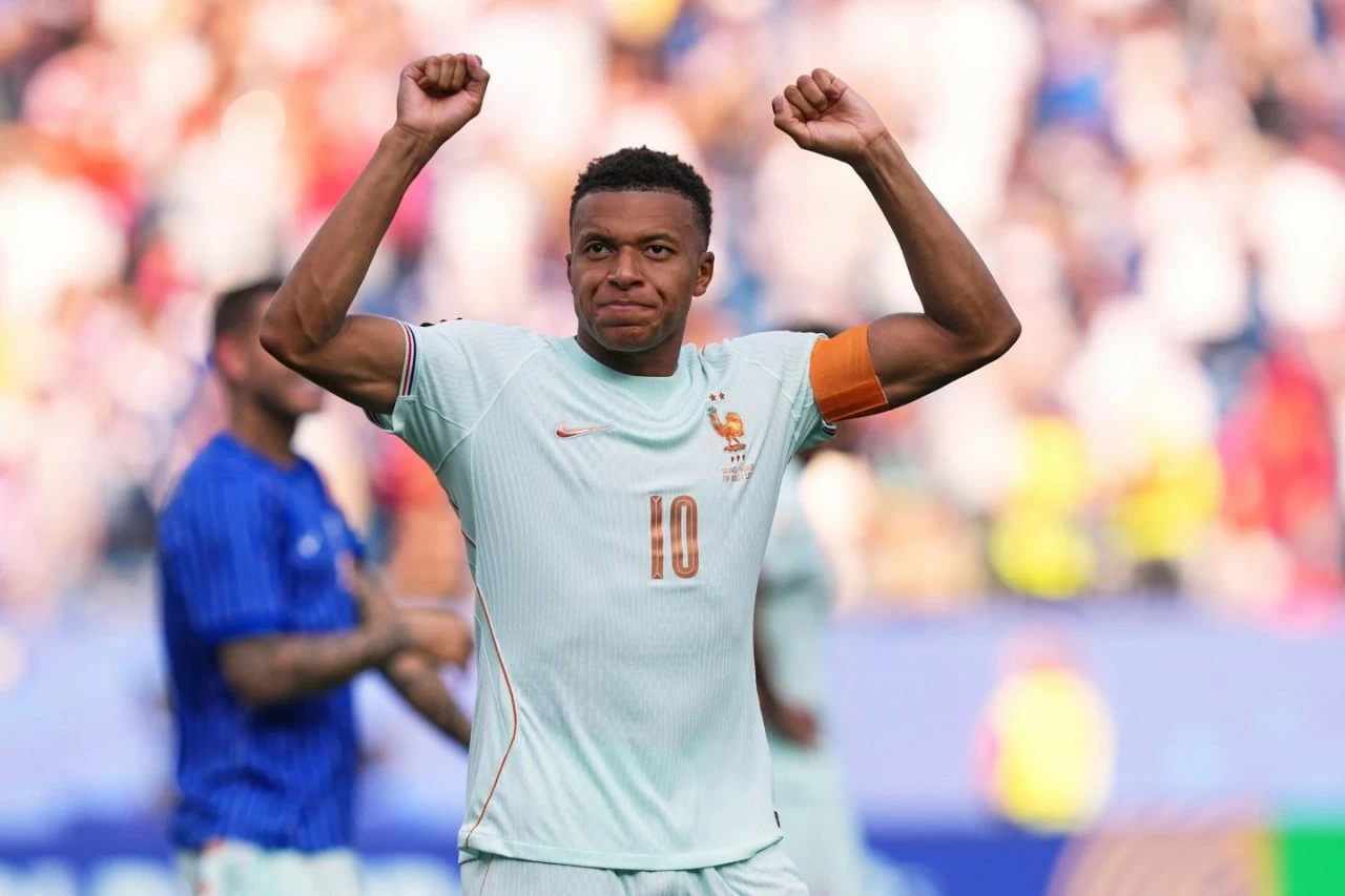 Kết quả bóng đá World Cup 2026: Pháp 2-0 Morocco: Mbappe vượt qua cú sốc đá hỏng phạt đền, Pháp tiến gần cột mốc lịch sử