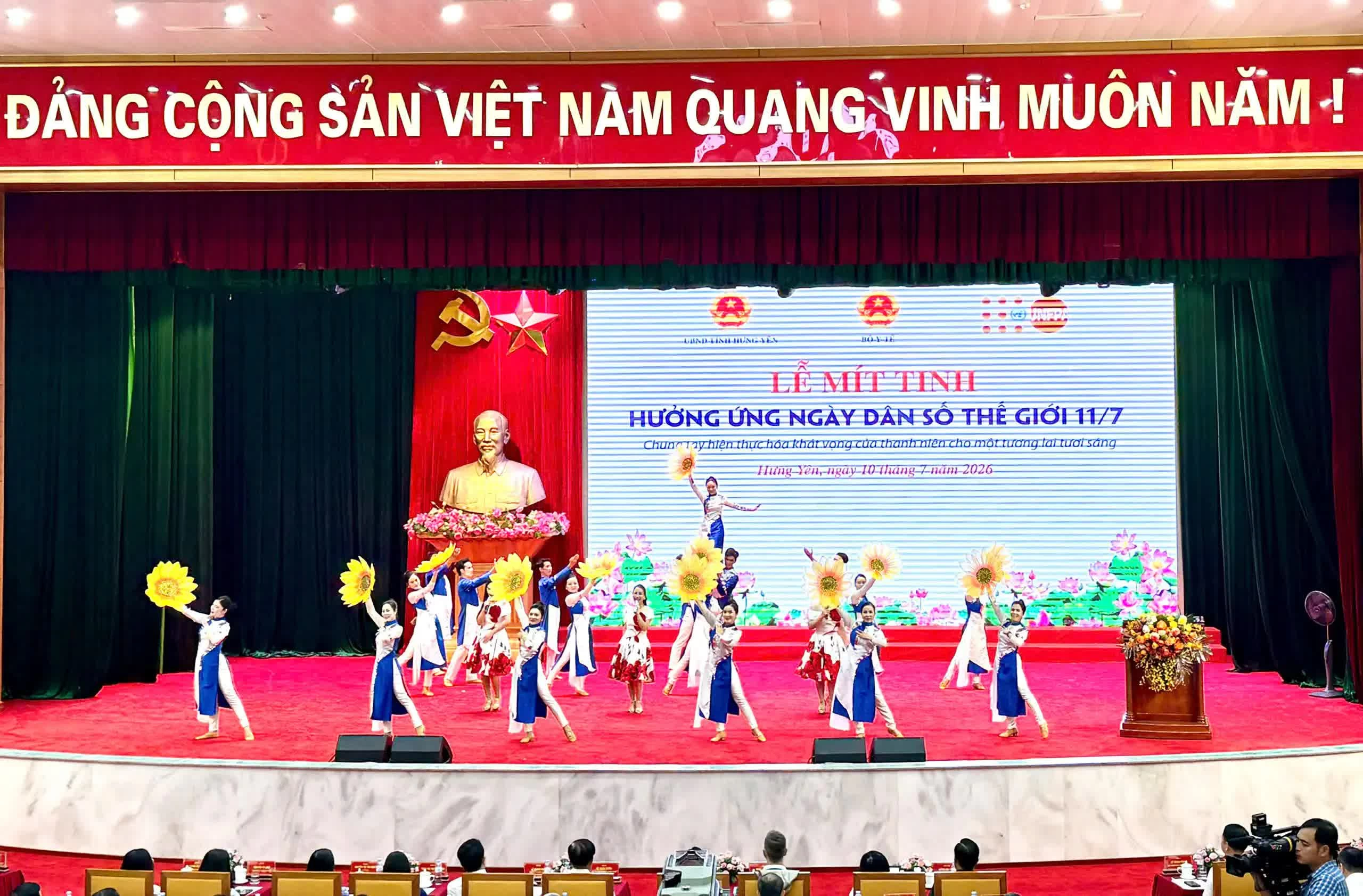 Dân số