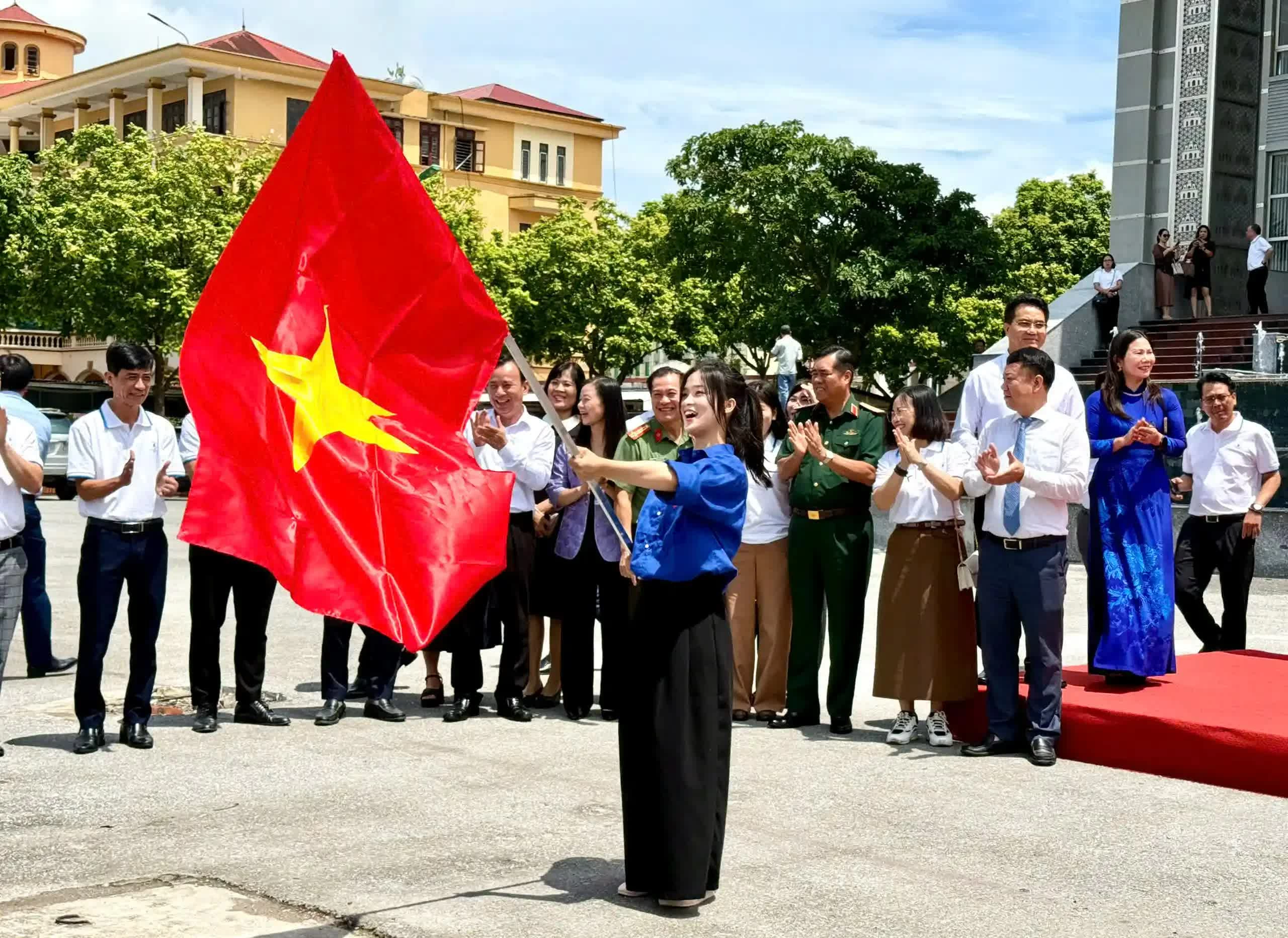 Dân số