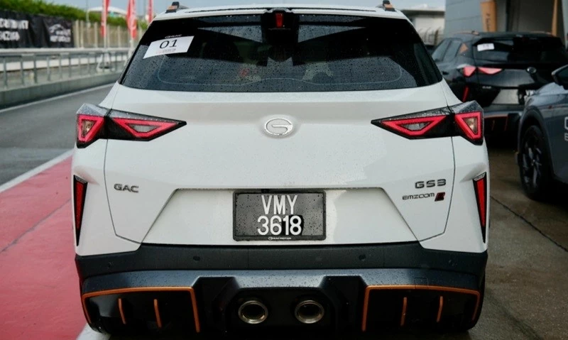 GAC còn trang bị cho GS3 Emzoom gói hỗ trợ lái ADAS cấp độ 2 với nhiều tính năng hiện đại. GAC còn trang bị cho GS3 Emzoom gói hỗ trợ lái ADAS cấp độ 2 với nhiều tính năng hiện đại.