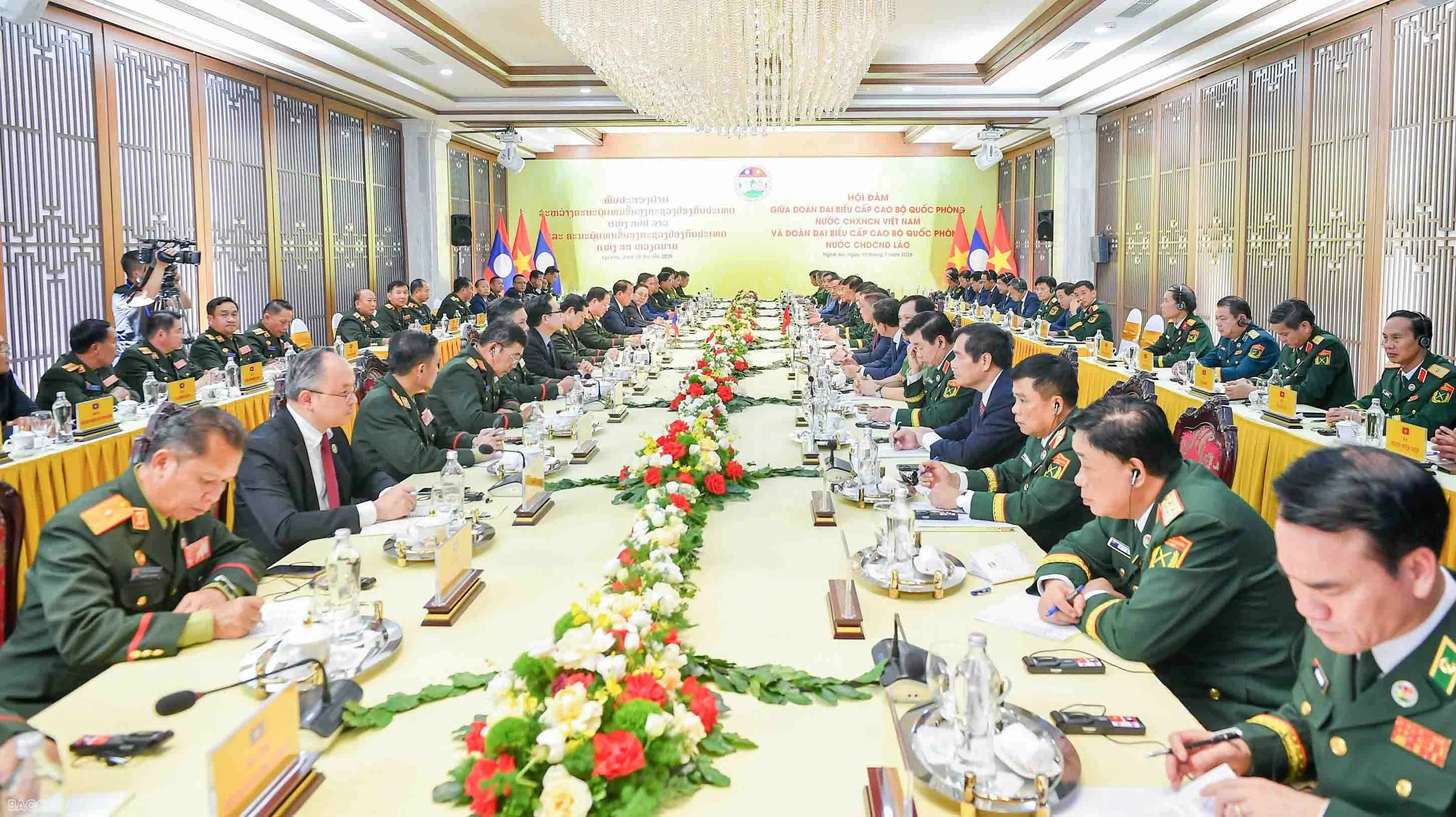 Việt Nam - Lào thống nhất thúc đẩy hợp tác quốc phòng, xây dựng biên giới hòa bình