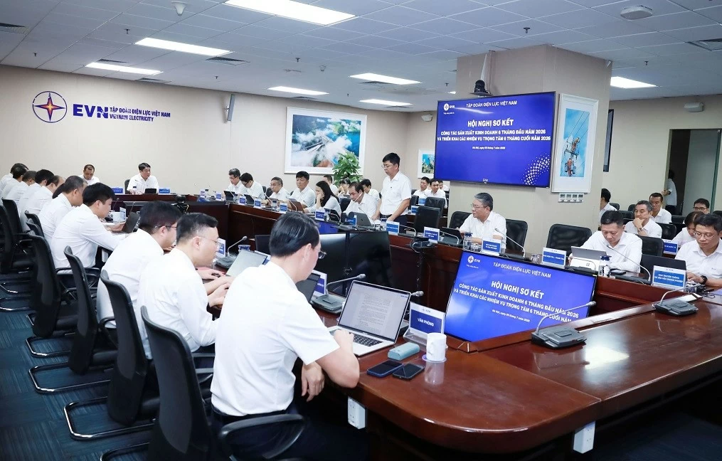 EVN cung ứng điện an toàn, ổn định trong 6 tháng đầu năm, chủ động phương án trong thời gian tới