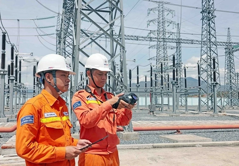 EVN cung ứng điện an toàn, ổn định trong 6 tháng đầu năm, chủ động phương án trong thời gian tới