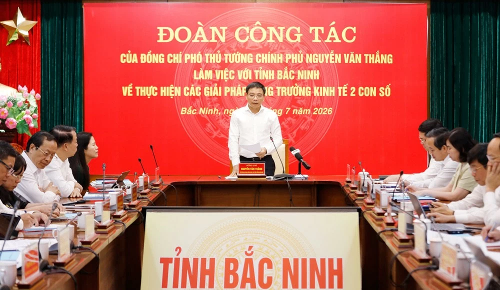 Phó Thủ tướng Chính phủ Nguyễn Văn Thắng phát biểu tại buổi làm việc. (Ảnh: PV) Phó Thủ tướng Chính phủ Nguyễn Văn Thắng phát biểu tại buổi làm việc. (Ảnh: PV)