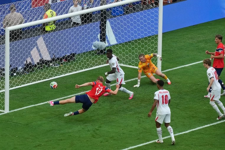 Kết quả bóng đá World Cup 2026: Anh 2-1 Na Uy - Jude Bellingham đưa tuyển Anh vượt ải Haaland, thẳng đường vào bán kết