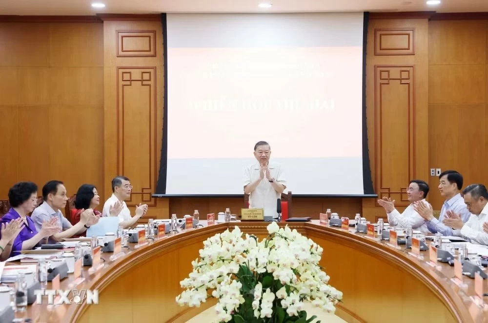 Tổng Bí thư, Chủ tịch nước: Từng bước chuyển mạnh tư duy từ quản lý văn hóa sang kiến tạo phát triển Tổng Bí thư, Chủ tịch nước: Từng bước chuyển mạnh tư duy từ quản lý văn hóa sang kiến tạo phát triển