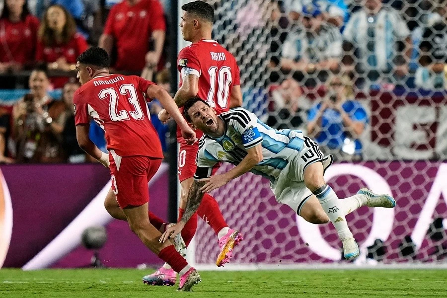 Messi háo hức trước lần đầu đối đầu tuyển Anh ở Bán kết World Cup: Đó sẽ là một trận đấu rất đặc biệt